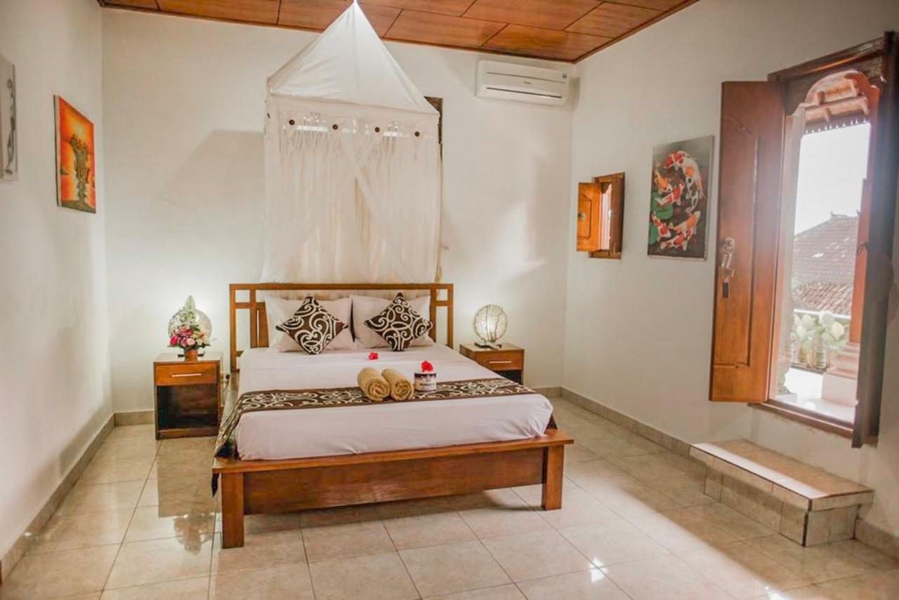 Artha Dewata Casa de hóspedes 2*